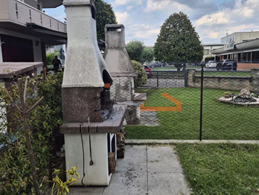 Immagine 40 di Casa bifamiliare in vendita  in Via Fagarè a Romano D'ezzelino