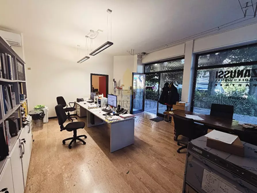 Immagine 3 di Ufficio in vendita  in CENTRO MESTRE VICINANZA STAZIONE RIF 869 a Venezia