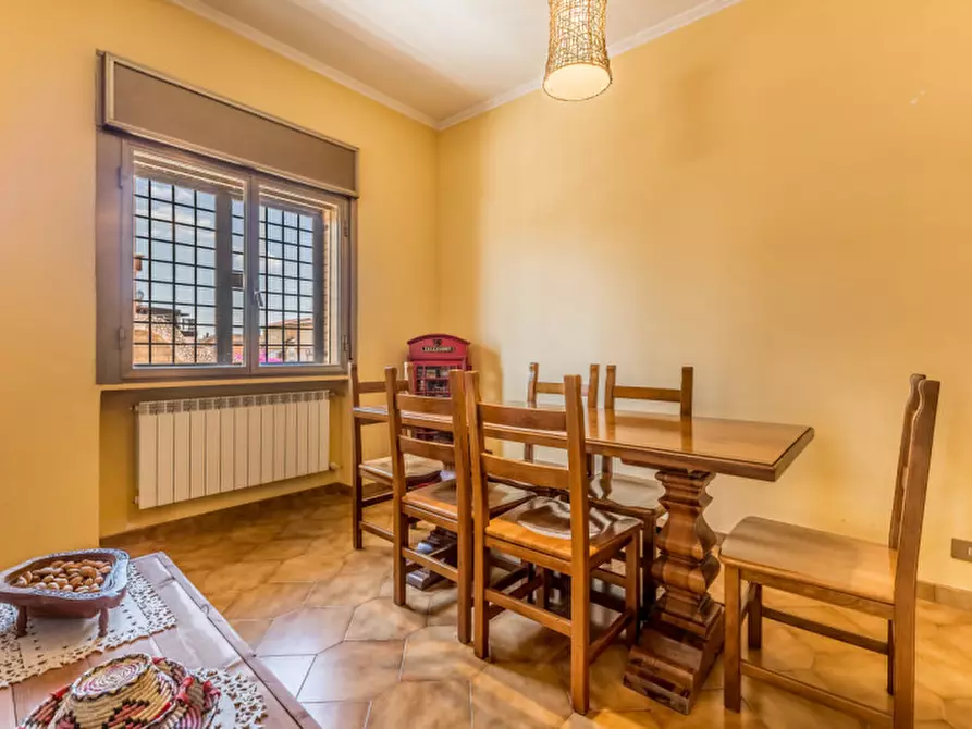 Immagine 7 di Appartamento in vendita  in VIA CASTEGGIO 40 a Roma
