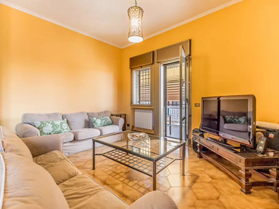 Immagine 10 di Appartamento in vendita  in VIA CASTEGGIO 40 a Roma
