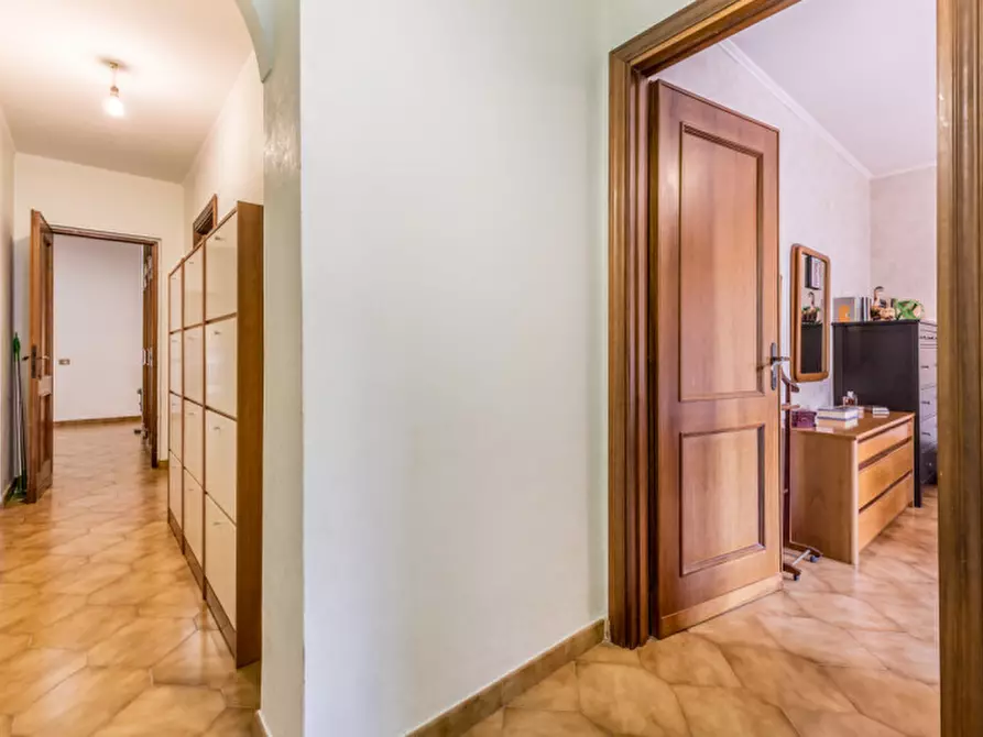Immagine 19 di Appartamento in vendita  in VIA CASTEGGIO 40 a Roma
