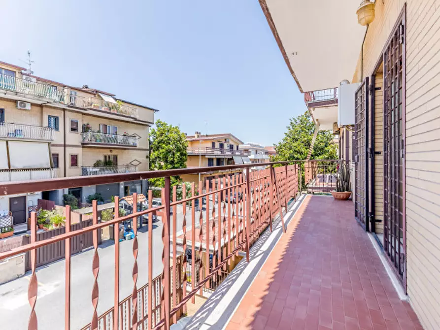 Immagine 35 di Appartamento in vendita  in VIA CASTEGGIO 40 a Roma