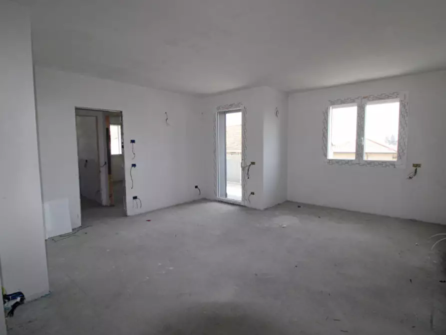 Immagine 5 di Appartamento in vendita  in Via Achille Grandi 10 a Triuggio