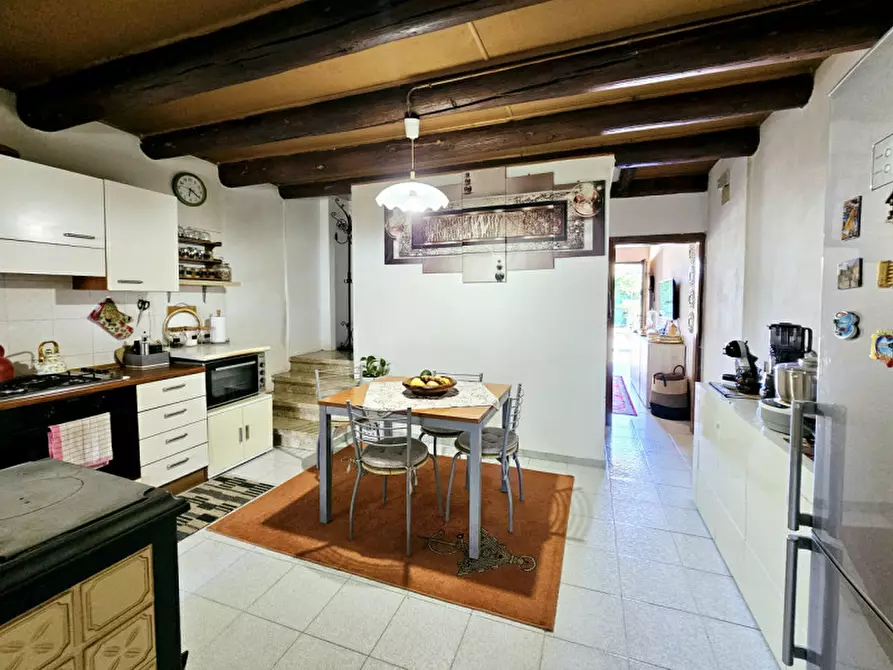 Immagine 3 di Villetta a schiera in vendita  in VIA CANDIEGA a Montagnana