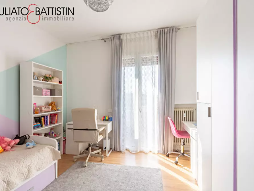 Immagine 9 di Appartamento in vendita  in Viale Divisione Julia a Vicenza