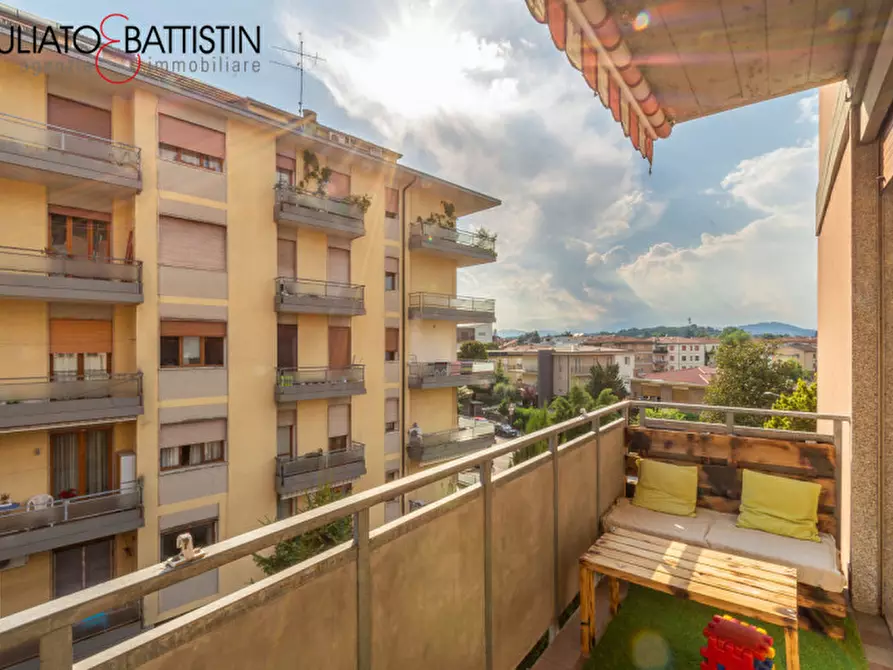 Immagine 12 di Appartamento in vendita  in Viale Divisione Julia a Vicenza