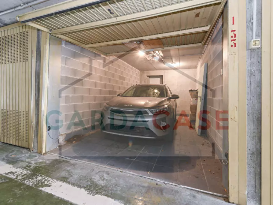 Immagine 27 di Appartamento in vendita  in Via Giunio Bruto a Desenzano Del Garda