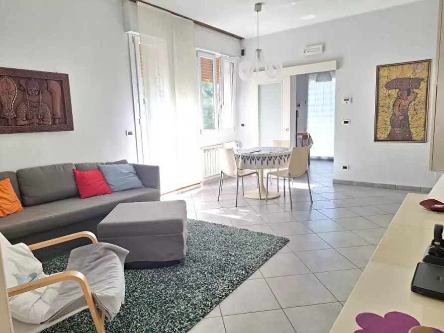 Immagine 4 di Appartamento in vendita  in via cesare levi a Venezia