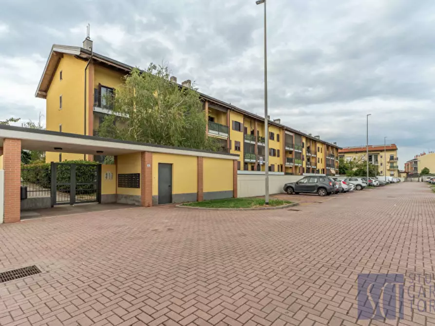Immagine 31 di Appartamento in vendita  in Via Romeo Salvini,9 a Trezzano Sul Naviglio