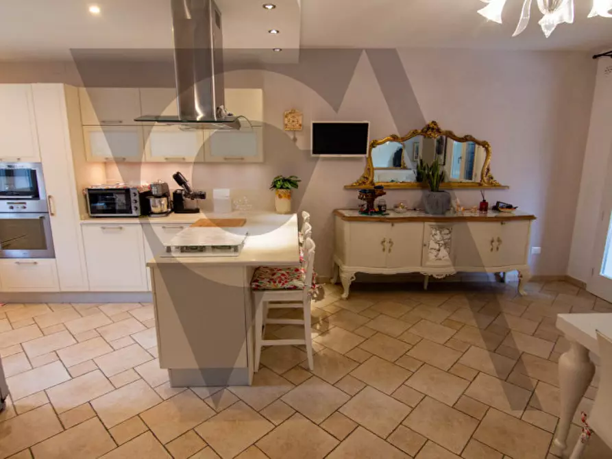 Immagine 4 di Casa trifamiliare in vendita  a Piove Di Sacco