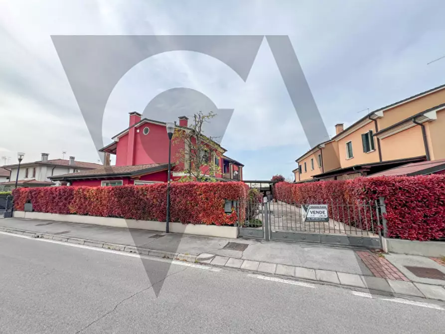 Immagine 33 di Casa trifamiliare in vendita  a Piove Di Sacco