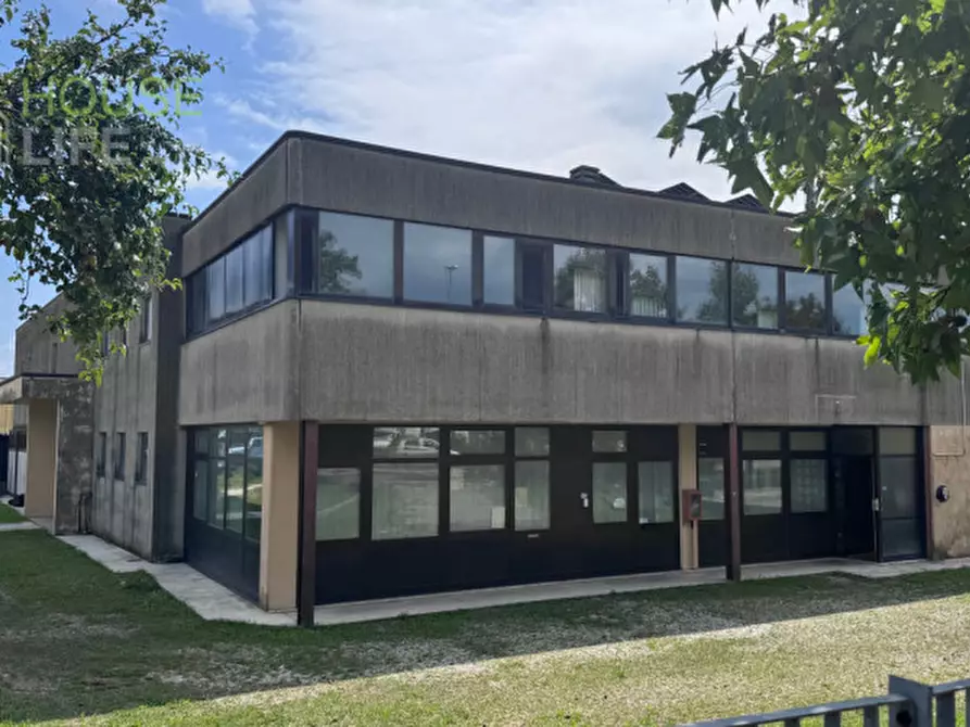 Immagine 2 di Capannone industriale in vendita  in VIA VENETO a Schio