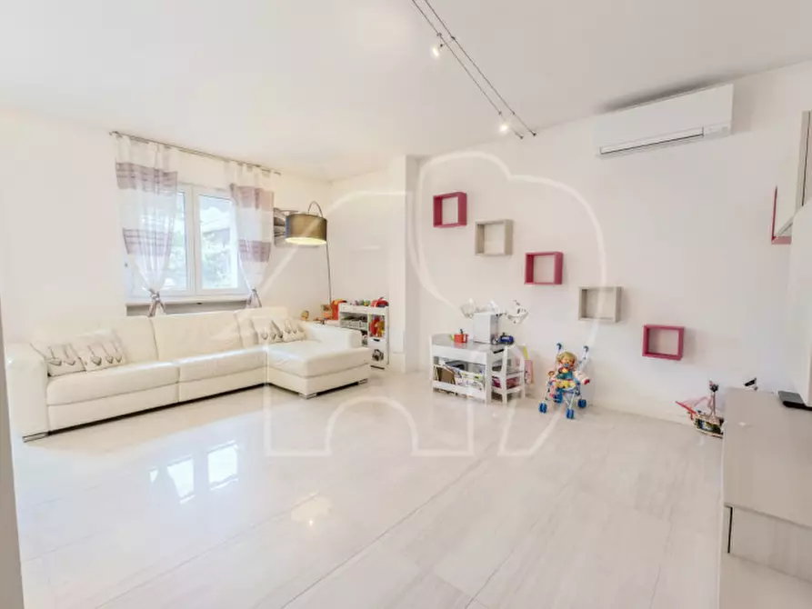 Immagine 2 di Appartamento in vendita  a Marlengo .Marling.