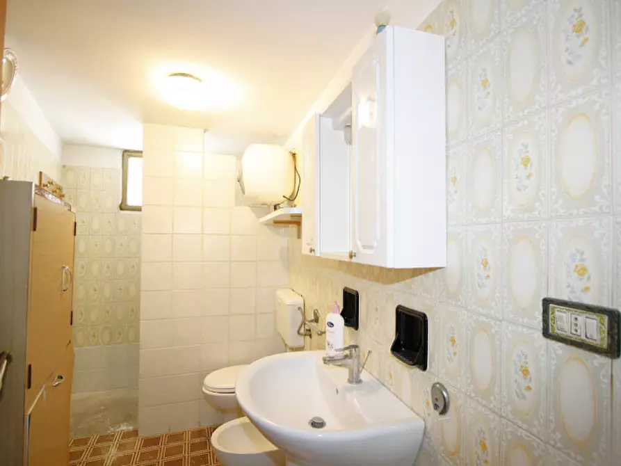 Immagine 2 di Casa indipendente in vendita  in Via Immacolata a Matino