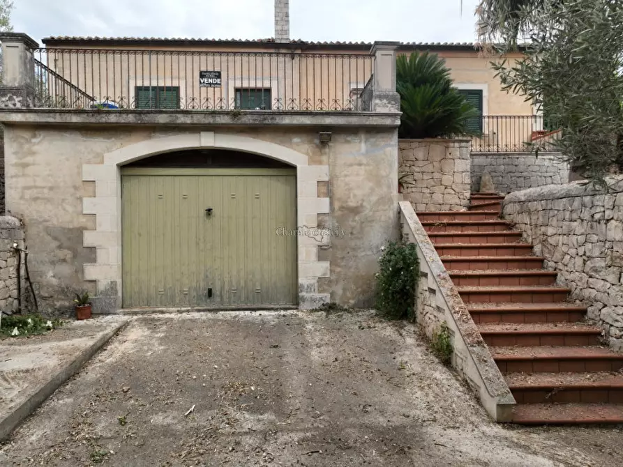 Immagine 4 di Casa indipendente in vendita  a Modica