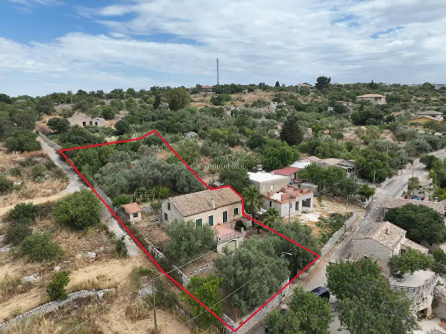 Immagine 6 di Casa indipendente in vendita  a Modica