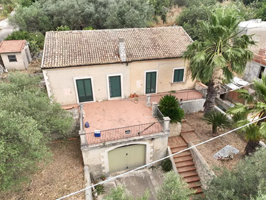 Immagine 12 di Casa indipendente in vendita  a Modica