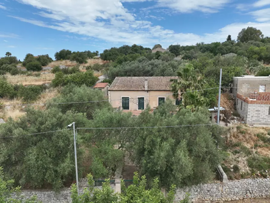Immagine 15 di Casa indipendente in vendita  a Modica