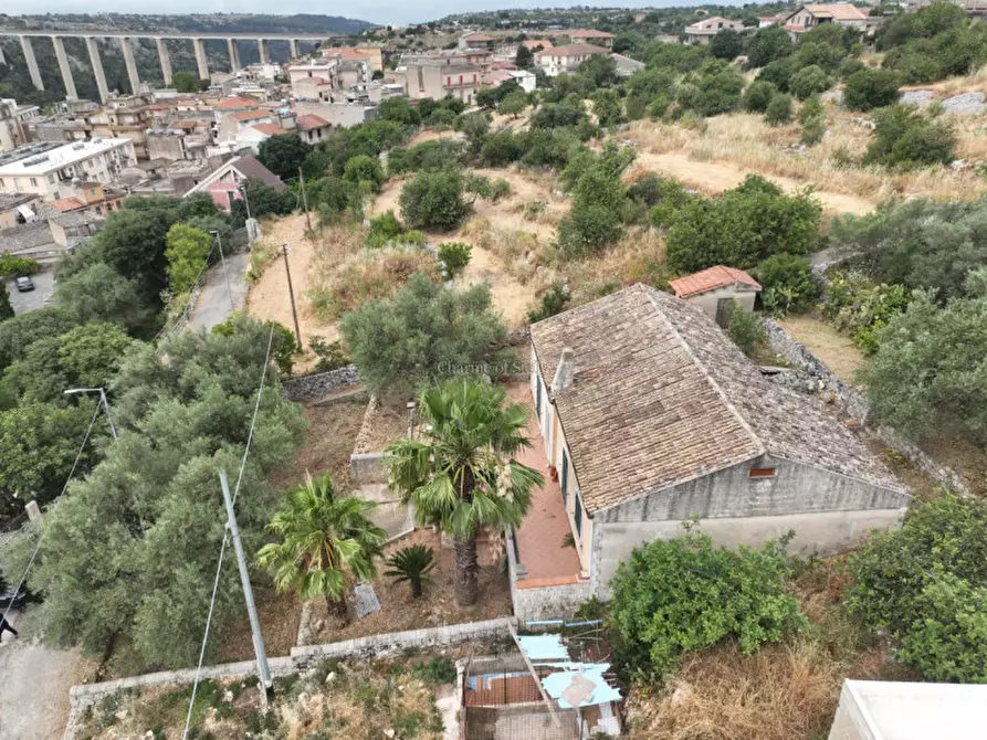 Immagine 17 di Casa indipendente in vendita  a Modica