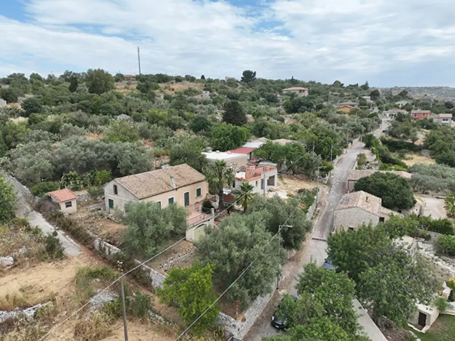 Immagine 28 di Casa indipendente in vendita  a Modica
