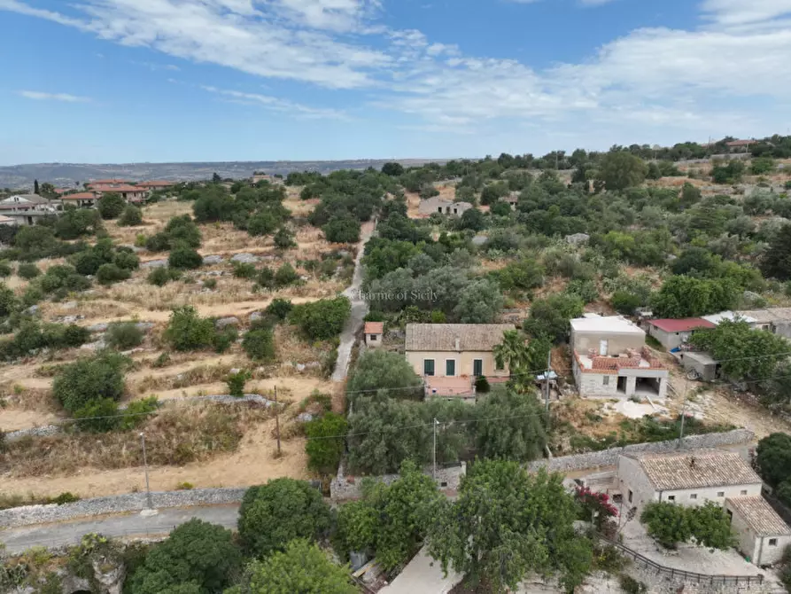 Immagine 30 di Casa indipendente in vendita  a Modica