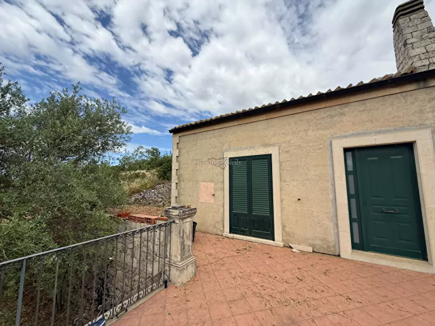 Immagine 31 di Casa indipendente in vendita  a Modica