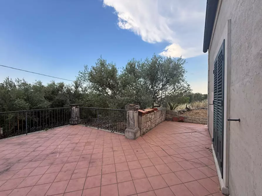 Immagine 36 di Casa indipendente in vendita  a Modica