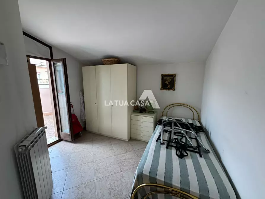 Immagine 16 di Appartamento in vendita  a Verona