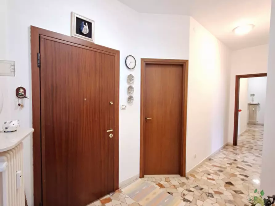 Immagine 3 di Appartamento in vendita  in via Maria Montessori a Rovigo
