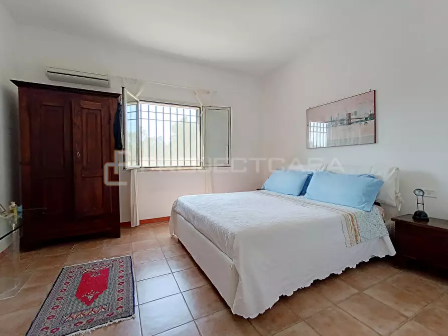 Immagine 16 di Villa in vendita  a Cutrofiano