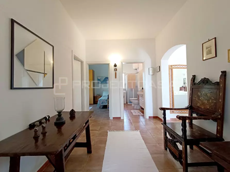Immagine 18 di Villa in vendita  a Cutrofiano