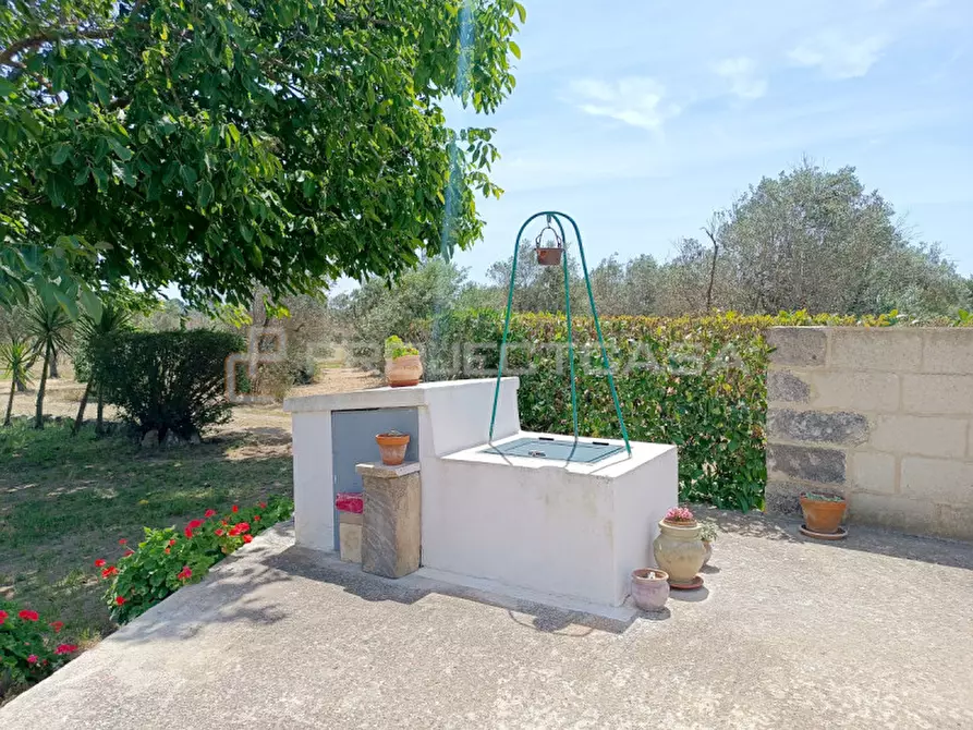 Immagine 24 di Villa in vendita  a Cutrofiano