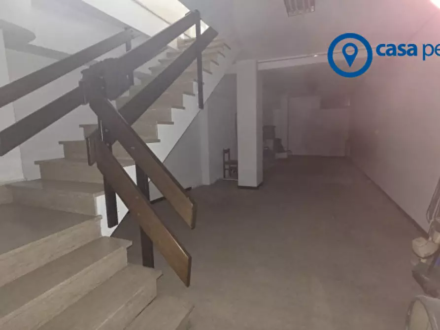 Immagine 12 di Negozio in vendita  in Via Umberto I° a Rovigo