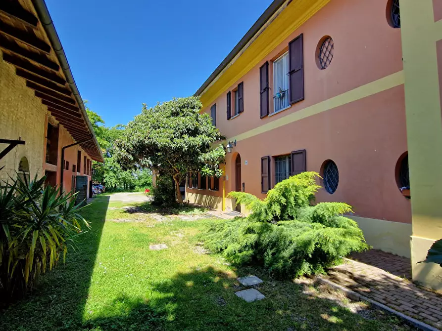 Immagine 18 di Appartamento in vendita  in Via M.E.Lepido, 208 a Bologna