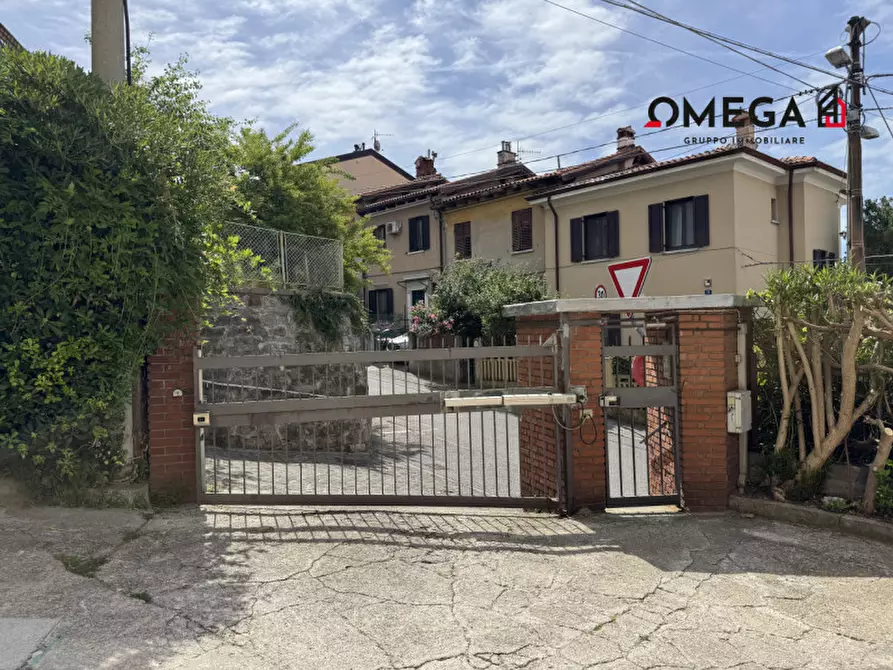 Immagine 3 di Appartamento in vendita  in Via dell'eremo 74 a Trieste