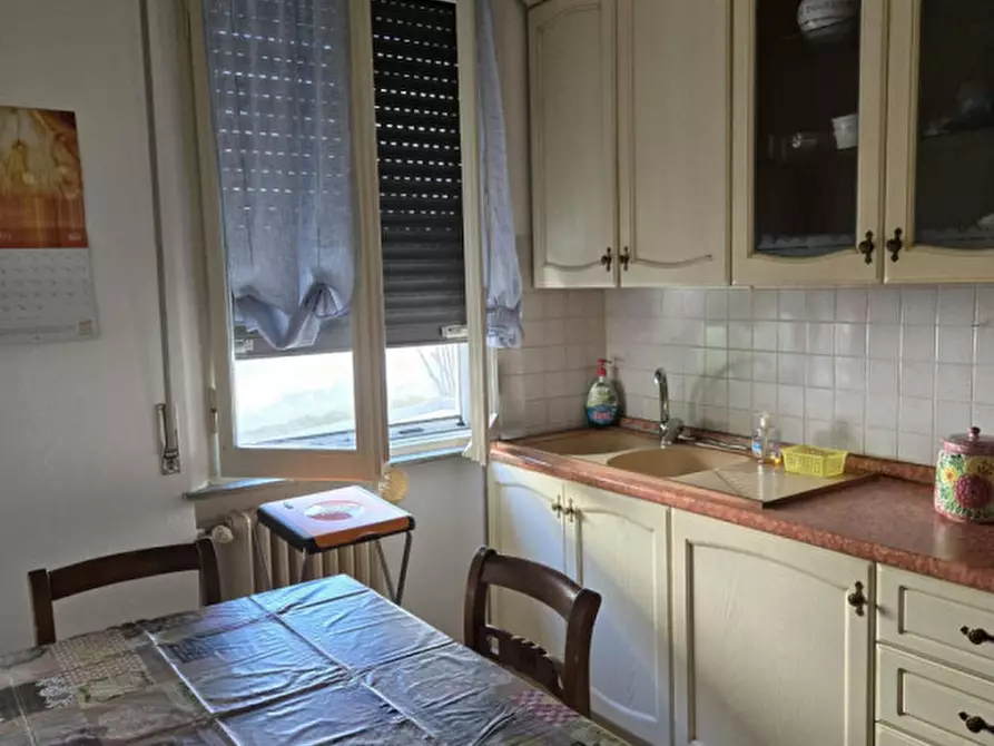 Immagine 7 di Camera in affitto  in Via Torrente Parmossa, 18 a Parma