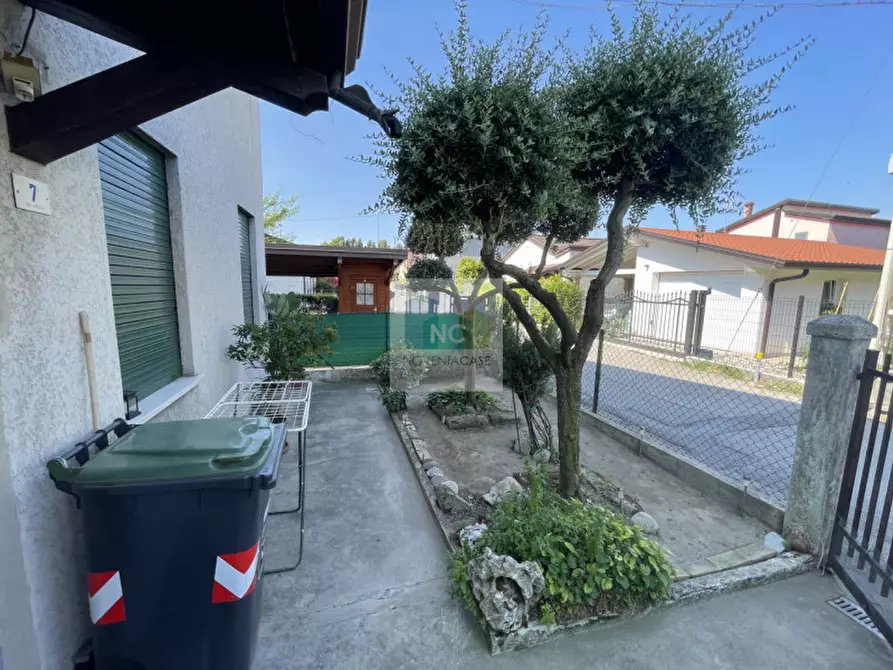 Immagine 2 di Appartamento in vendita  in via giotto 7 a Noventa Padovana