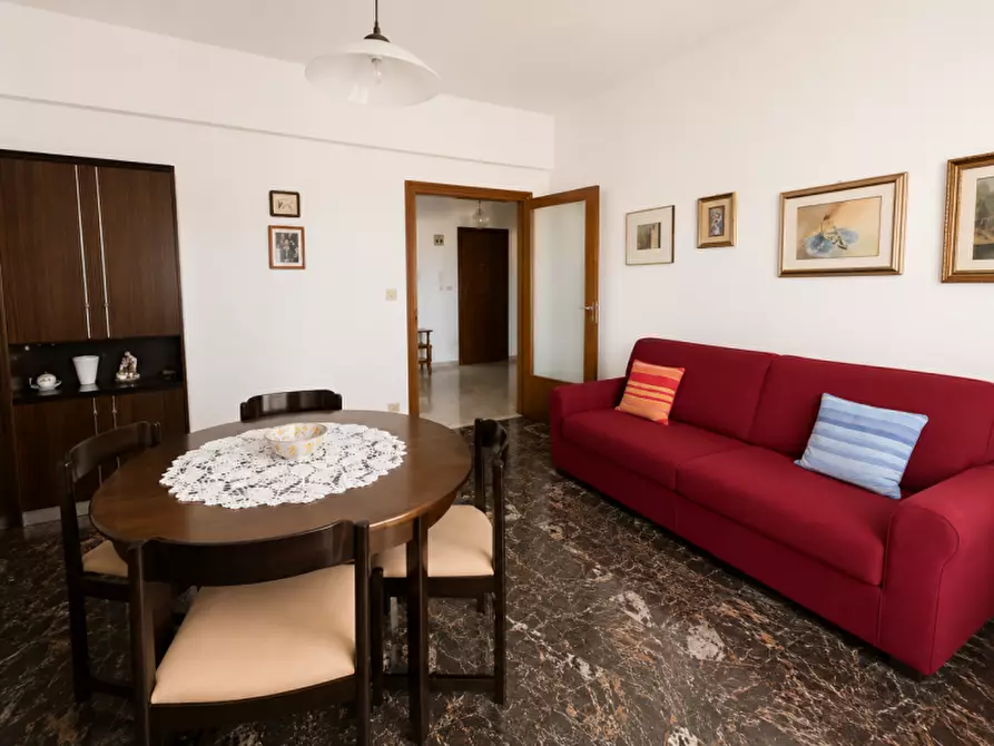 Immagine 3 di Appartamento in vendita  a Senigallia