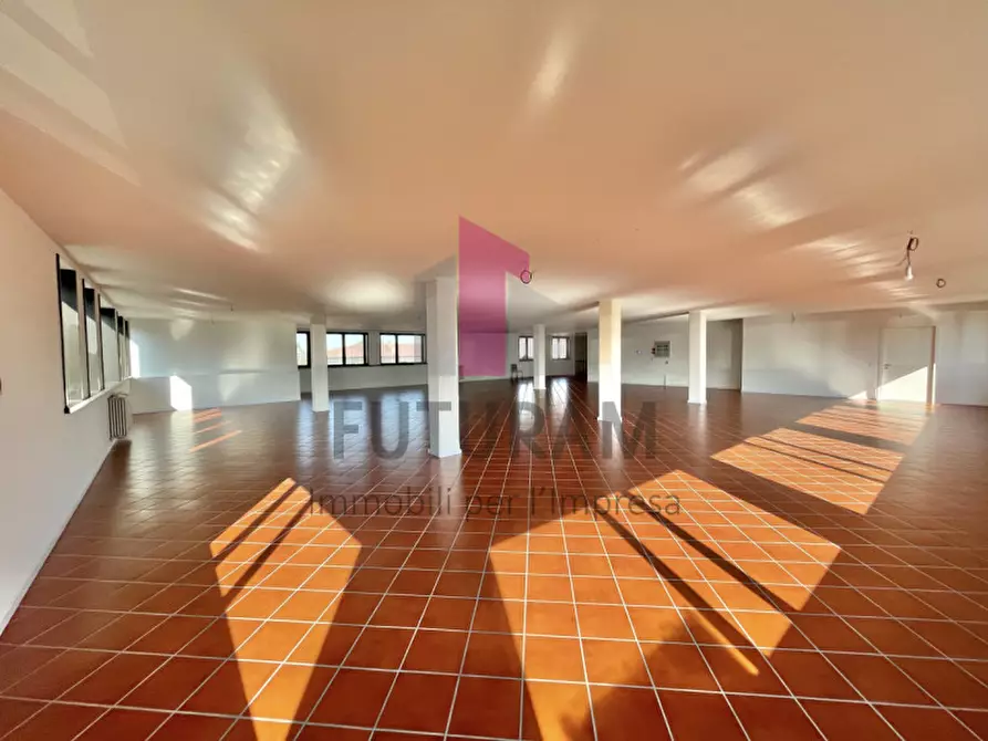 Immagine 19 di Ufficio in affitto  in Via Passarin, 6 a Bassano Del Grappa