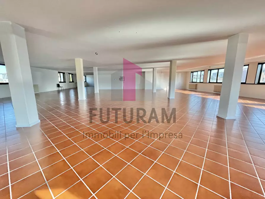 Immagine 20 di Ufficio in affitto  in Via Passarin, 6 a Bassano Del Grappa