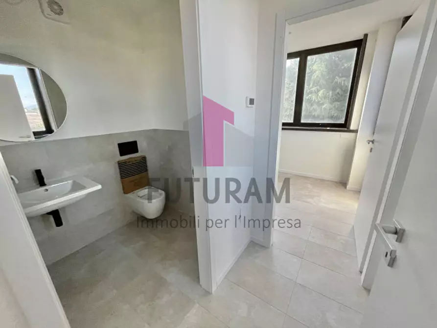 Immagine 22 di Ufficio in affitto  in Via Passarin, 6 a Bassano Del Grappa