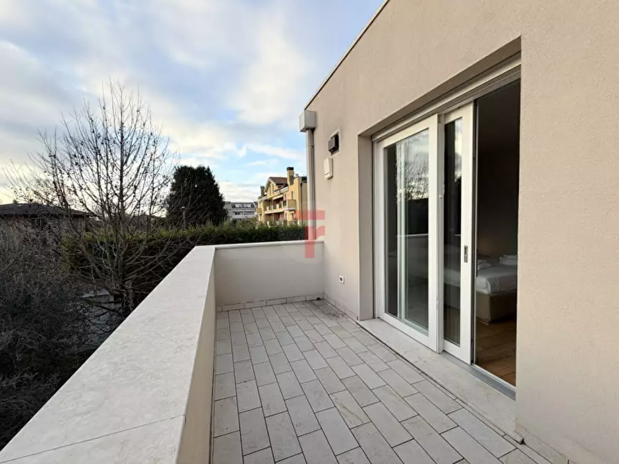 Immagine 38 di Casa trifamiliare in vendita  in Via Tono Zancanaro a Padova