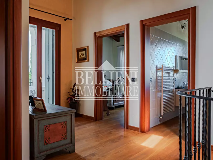 Immagine 16 di Casa bifamiliare in vendita  in Via Francesco Crispi a Costabissara