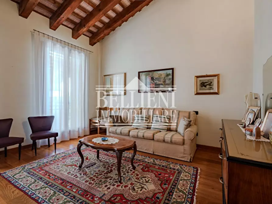 Immagine 17 di Casa bifamiliare in vendita  in Via Francesco Crispi a Costabissara