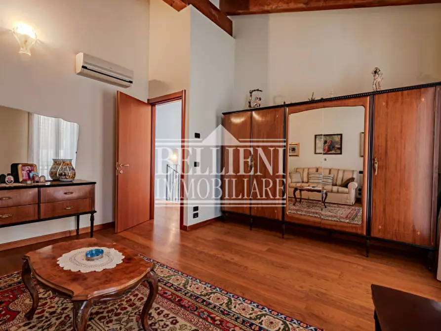 Immagine 18 di Casa bifamiliare in vendita  in Via Francesco Crispi a Costabissara