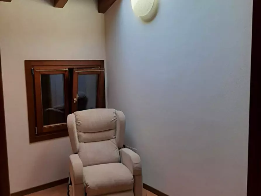 Immagine 16 di Appartamento in affitto  in Via Roma a Montorso Vicentino