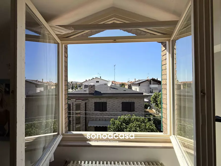 Immagine 30 di Casa bifamiliare in vendita  in Via Paolo Ferrari, 11 a Mondolfo