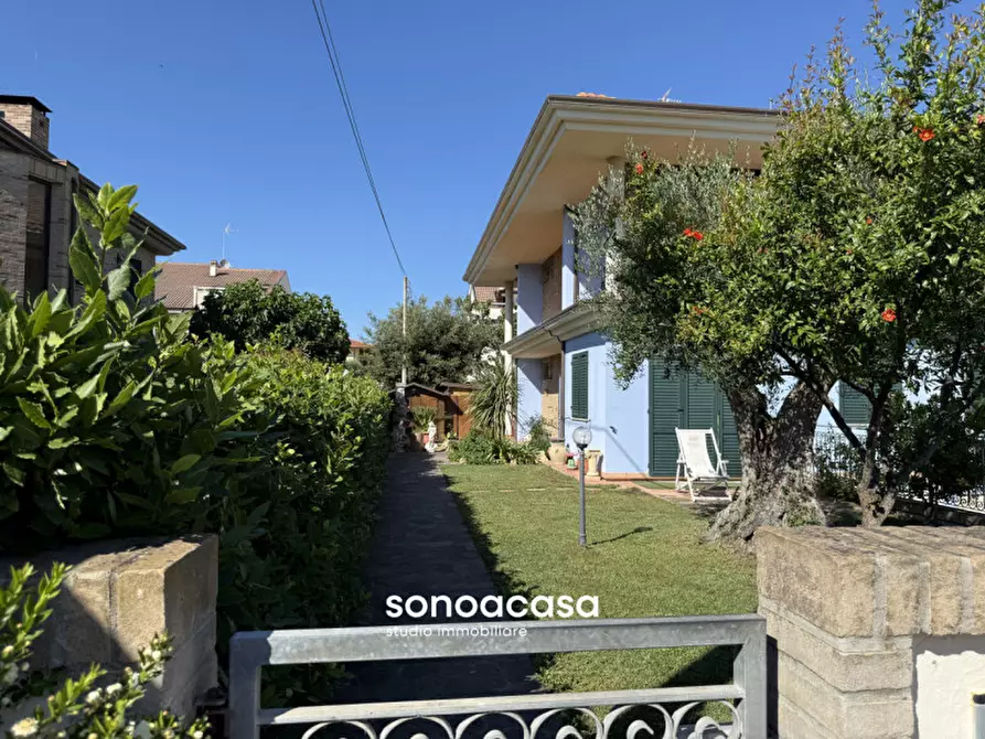 Immagine 46 di Casa bifamiliare in vendita  in Via Paolo Ferrari, 11 a Mondolfo