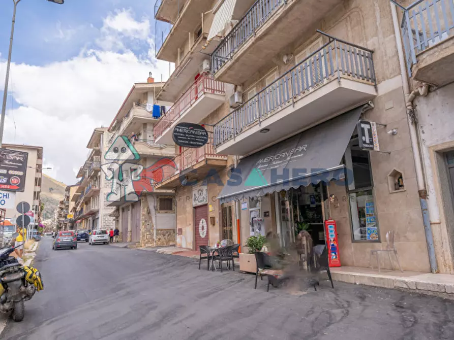 Immagine 10 di Attività commerciale in vendita  in Via Papa Giovanni XXIII 169 a Belmonte Mezzagno