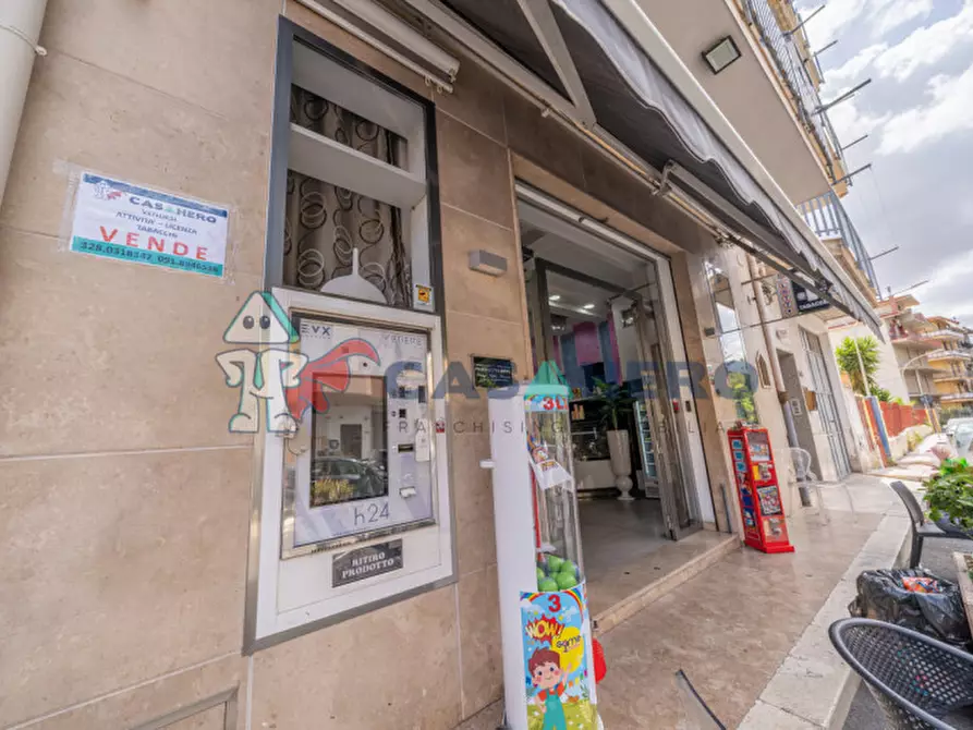 Immagine 11 di Attività commerciale in vendita  in Via Papa Giovanni XXIII 169 a Belmonte Mezzagno